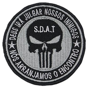 Patch Bordado Caveira Justiceiro Deus Ira 8x8cm