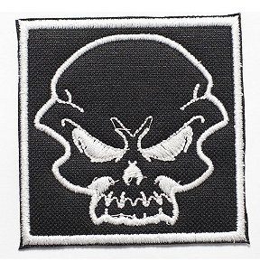 Patch Bordado Caveiras Caveira Tribal 8x8cm