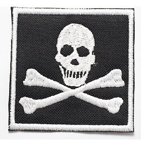 Patch Bordado Caveiras Caveira Pirata 8x8cm