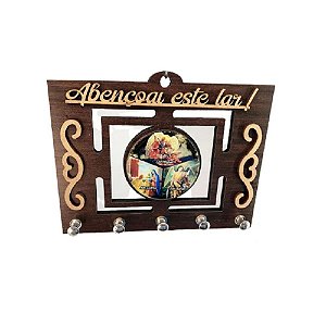 PORTA CHAVE VAZADO RESINADO PROTEÇÃO DOS ARCANJOS 17X14CM