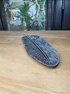 Incensário de resina Pena 21x7 cm barra artesanal prata