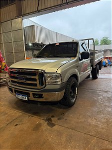 Camionete F-350 ano 2003