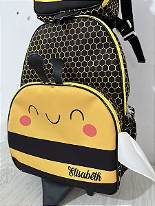 Kit Mochila Escolar  M Abelhinha 3D com rodinhas + Lancheira Oval