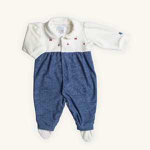 Macacão Bebê Cerejinhas Plush Cotelê Premium