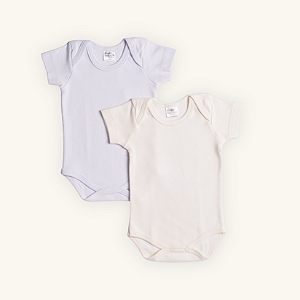 Kit Body Bebê Manga Curta Cru e Branco em Suedine 100% Algodão 2un