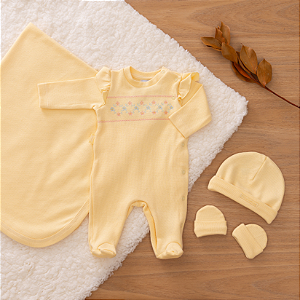 Saída de Maternidade Bebê Menina Mini Tricot Bordado Floral 4 Peças