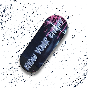 Deck "Know Your Enemy" arte by @mvidal.artes para Fingerboard Skate de dedo