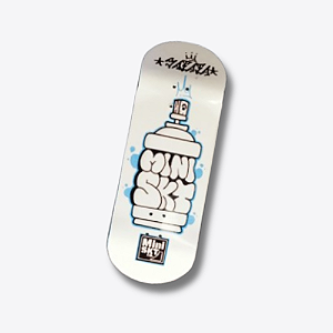 Deck "Spray" 34 ou 36mm STREET-V3/MID - arte feita pelo Designer Yago da @b_studioslab de São Paulo - SP