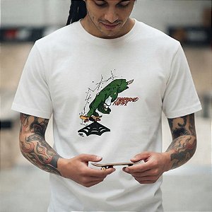 Camiseta Pole Jam Scrap Moe Fingerboard Forever Skate de Dedos Off White