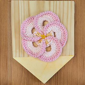 Flâmula com Flor de Crochê