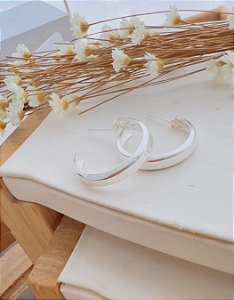 Argola Luxo Prateada