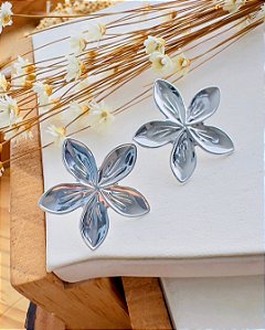 Brinco Flor Folheado à Prata