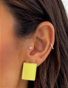 Brinco Moderno Folheado a Ouro