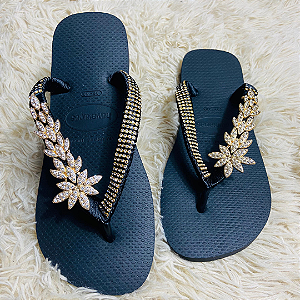 Chinelo Havaianas Decorado Top - Elegância Negra