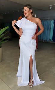 Vestido longo branco cetim ombro unico sereia com laço- 42