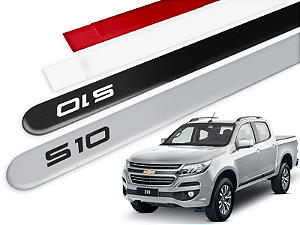 Jogo Friso Lateral Chevrolet S10 CD 12/.. Ponta Redonda com Grafia - Tiger