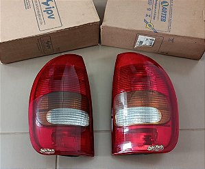 Par Lanterna Traseira Arteb - Corsa Wagon 94/99/Pick/Hatch 4 portas