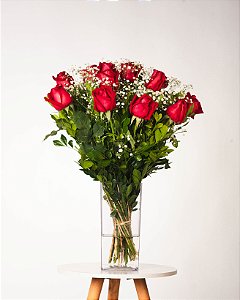 BUQUÊ COM 12 ROSAS VERMELHAS NACIONAL TIPO EXPORTAÇÃO