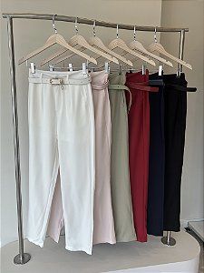 Calça Reta Lizandra