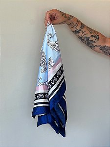 Lenço Acetinado Ramona