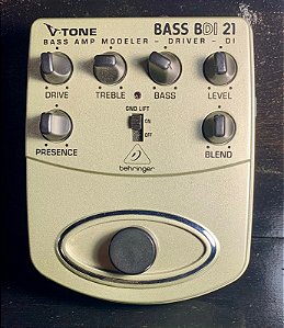 Pedal Behringer V-Tone BDI 21 - Bass Amp Modeler Driver DI.