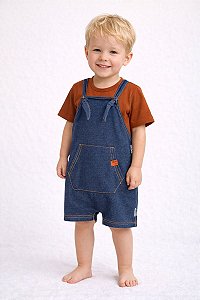 Conjunto Menino: Camiseta e Jardineira Jeans