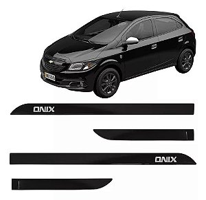 Friso Lateral Preto Brilhante Chevrolet Gm Onix 2012 A 2023