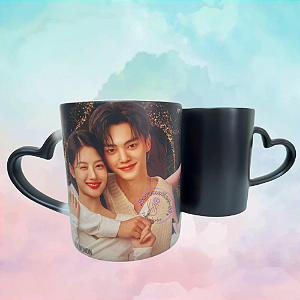 CANECA MÁGICA COM ALÇA CORAÇÃO - MY DEMON