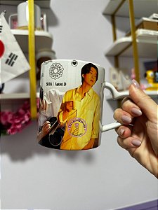Caneca alça coração - Collage Yoongi