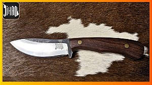 cuteleiro Jihad - Faca Artesanal Skinner em Aço 1070 com Cabo em Imbuia