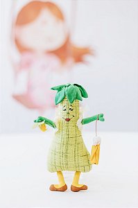 Mini Boneca Dona Brinha