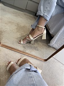 Sandália Verano Cream