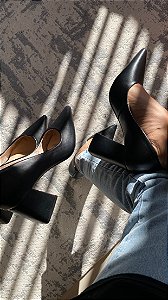 Scarpin Mavie Preto salto 5cm