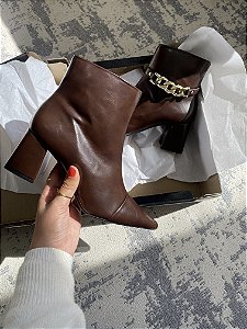 Bota Clarissa Café