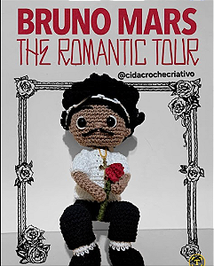 BRUNO MARS AMIGURUMI VERSÃO ROMANTIC TOUR