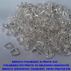 BRINCO FOLHEADO A PRATA COM 50 MILÉSIMOS + VERNIZ DIAMOND  TRIANGULO 9MM PRBR000102