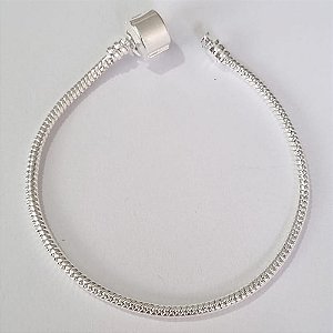 PULSEIRA (TIPO PANDORA) FOLHEADA A PRATA COM 50 MILÉSIMOS + VERNIZ DIAMOND 18CM E FECHO REDONDO PRPS000066