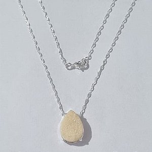 GARGANTILHA FOLHEADA A PRATA COM 50 MILÉSIMOS + VERNIZ DIAMOND CORRENTE CADEADO 70CM PEDRA DRUSA SINTÉTICA AMARELA FECHO LAGOSTA 13X18MM PRGG000284