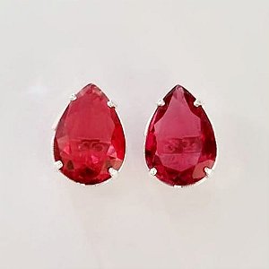 BRINCO FOLHEADO A PRATA COM 50 MILÉSIMOS + VERNIZ DIAMOND COM ZIRCÔNIA VERMELHA 10X14MM PRBR000298