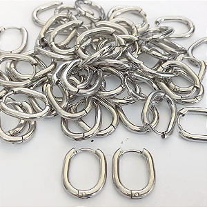 BRINCO EM AÇO INOXIDÁVEL ARGOLA RETANGULAR 12MM COM TRAVA ACBR0000111