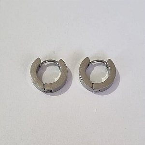 BRINCO EM AÇO INOXIDÁVEL ARGOLA 13MM LARGURA 3MM COM TRAVA ACBR0000119