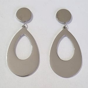 BRINCO EM AÇO INOXIDÁVEL 316L BASE LISA REDONDA FORMATO GOTA VAZADA 20MM ACBR0000128