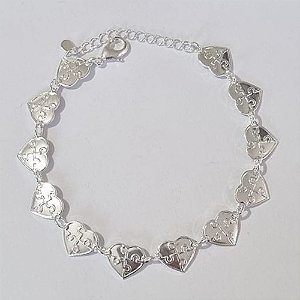 PULSEIRA FOLHEADA A PRATA COM 50 MILÉSIMOS + VERNIZ DIAMOND 18CM CORAÇÃO DESENHO AUTISMO 12MM FECHO LAGOSTA PRPS000544