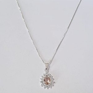 GARGANTILHA FOLHEADA A PRATA COM 50 MILÉSIMOS + VERNIZ DIAMOND CORRENTE VENEZIANA 42CM PINGENTE EM ZIRCÔNIA SALMÃO COM BASE EM ALTA FUSÃO CRAVEJADA - TAMANHO 12X17MM PRGG000892