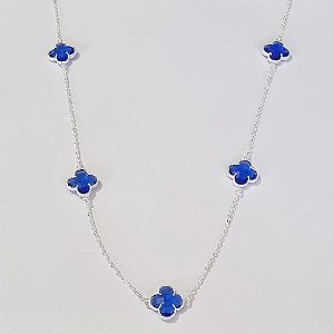 GARGANTILHA FOLHEADA A PRATA COM 50 MILÉSIMOS + VERNIZ DIAMOND CORRENTE 50CM TREVO AZUL 13MM PRGG000896