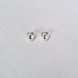 BRINCO FOLHEADO A PRATA COM 50 MILÉSIMOS + VERNIZ DIAMOND CORAÇÃO LISO 7MM PRBR000690