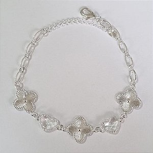 PULSEIRA FOLHEADA A PRATA COM 50 MILÉSIMOS + VERNIZ DIAMOND 18CM COM 3 TREVOS E 2 CORAÇÕES DE VIDRO TRANSPARENTE 15MM+ EXTENSOR FECHO LAGOSTA PRPS000640
