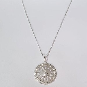 GARGANTILHA FOLHEADA A PRATA COM 50 MILÉSIMOS + VERNIZ DIAMOND CORRENTE VENEZIANA 45CM PINGENTE VAZADO NOSSA SRA APARECIDA 26MM FECHO LAGOSTA PRGG001011
