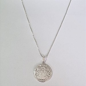 GARGANTILHA FOLHEADA A PRATA COM 50 MILÉSIMOS + VERNIZ DIAMOND CORRENTE VENEZIANA 45CM PINGENTE REDONDO NOSSA SRA APARECIDA 20MM PRGG001024