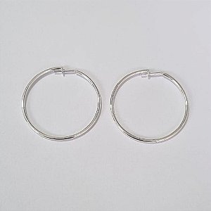 BRINCO FOLHEADO A PRATA COM 50 MILÉSIMOS + VERNIZ DIAMOND ARGOLA FINA  LISA 35MM LARGURA 1MM PRBR000785